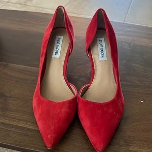 Steve Madden Red Suede heels, size 9